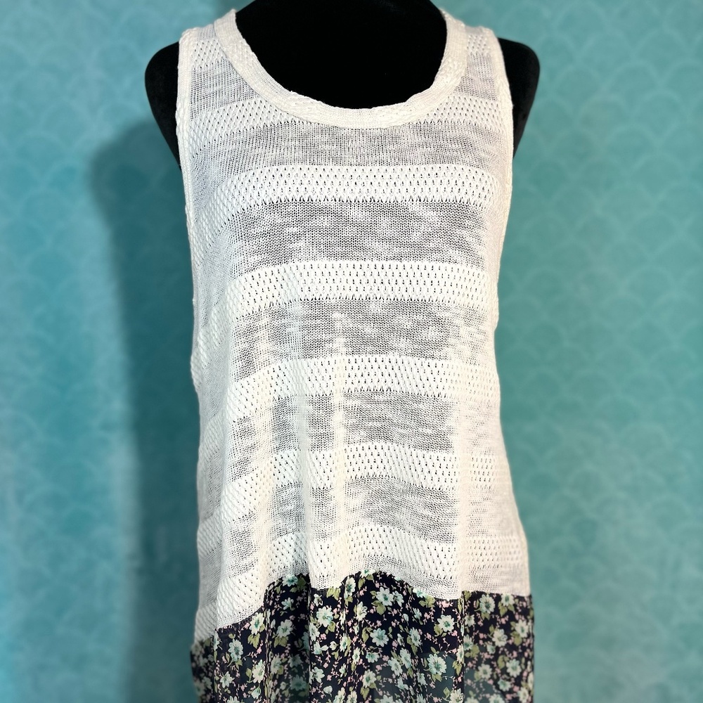 Orange Creek White Sheer Crochet Blouse Chic Workwear Sleeveless Top Large